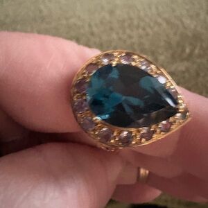 London blue topaz w/tanzanite halo